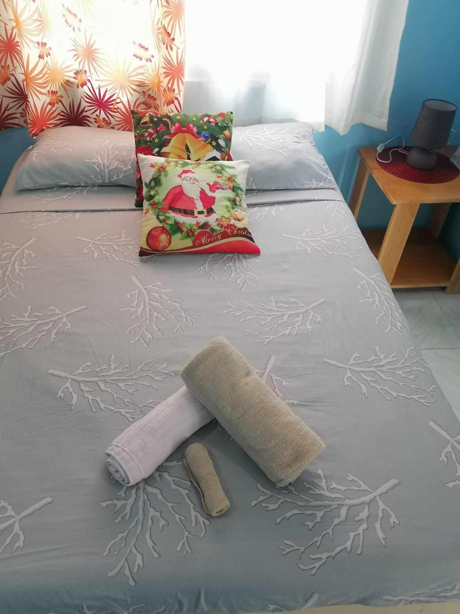 Andresas Homestay Лобок Экстерьер фото