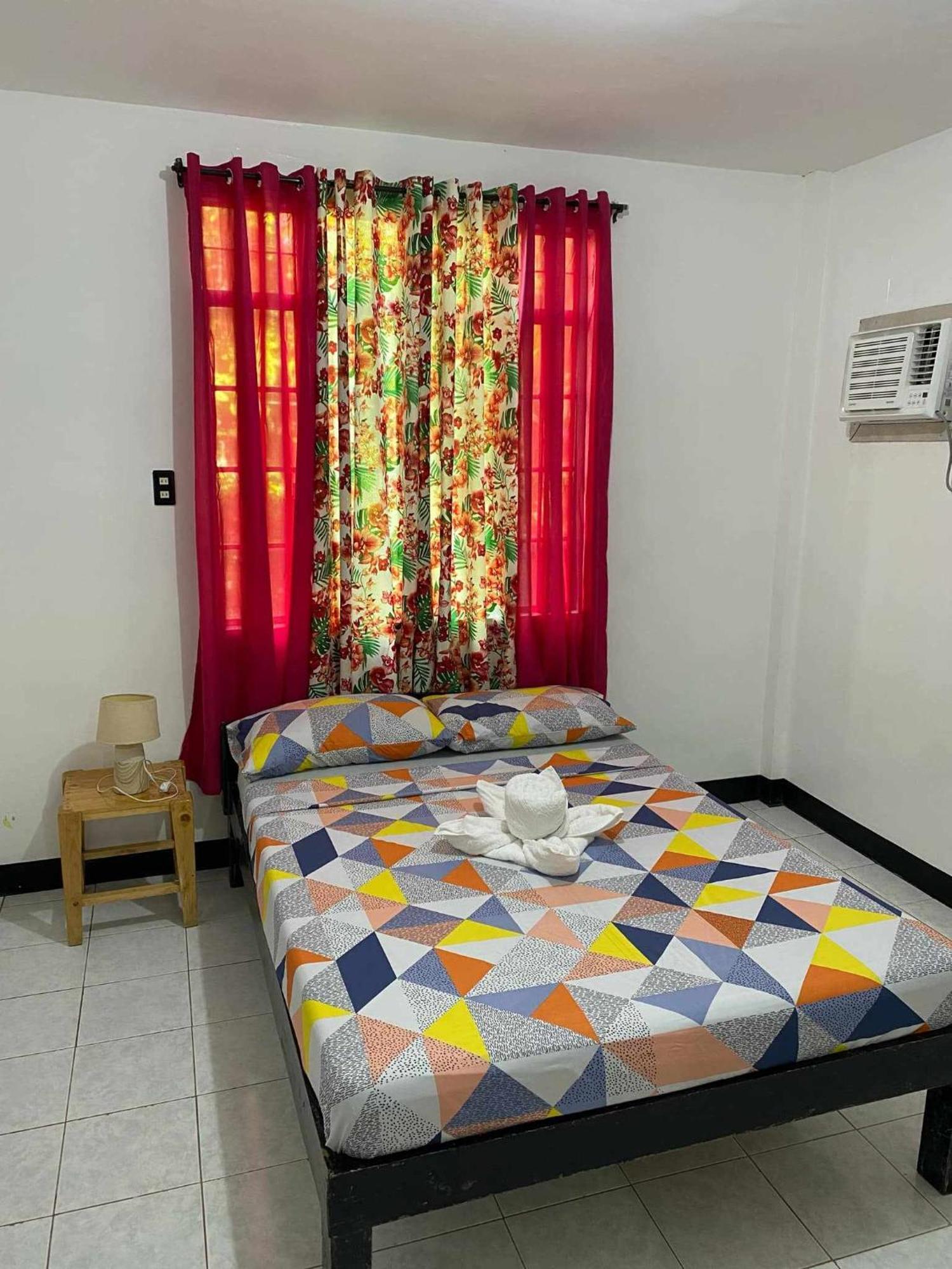 Andresas Homestay Лобок Экстерьер фото
