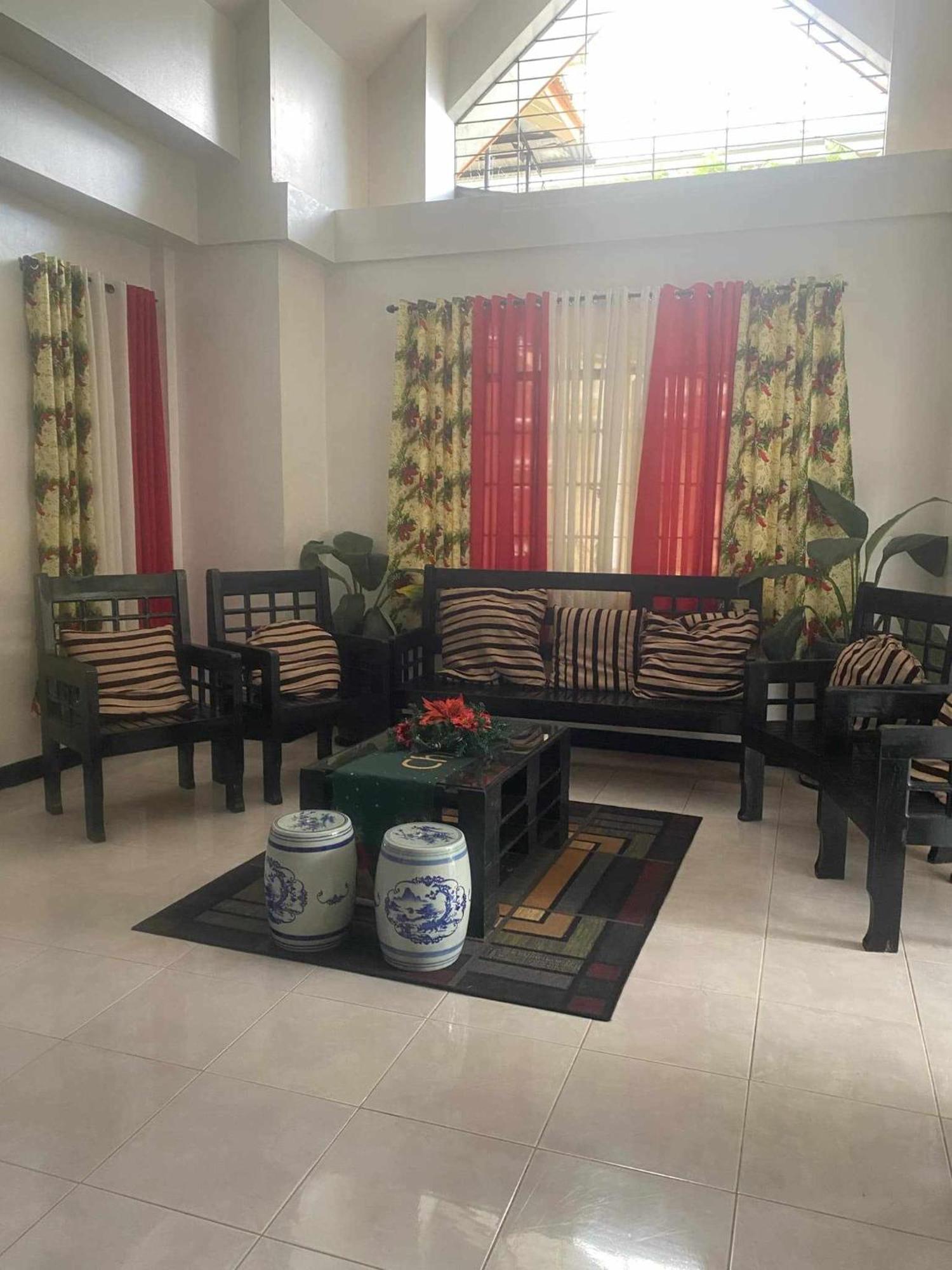 Andresas Homestay Лобок Экстерьер фото