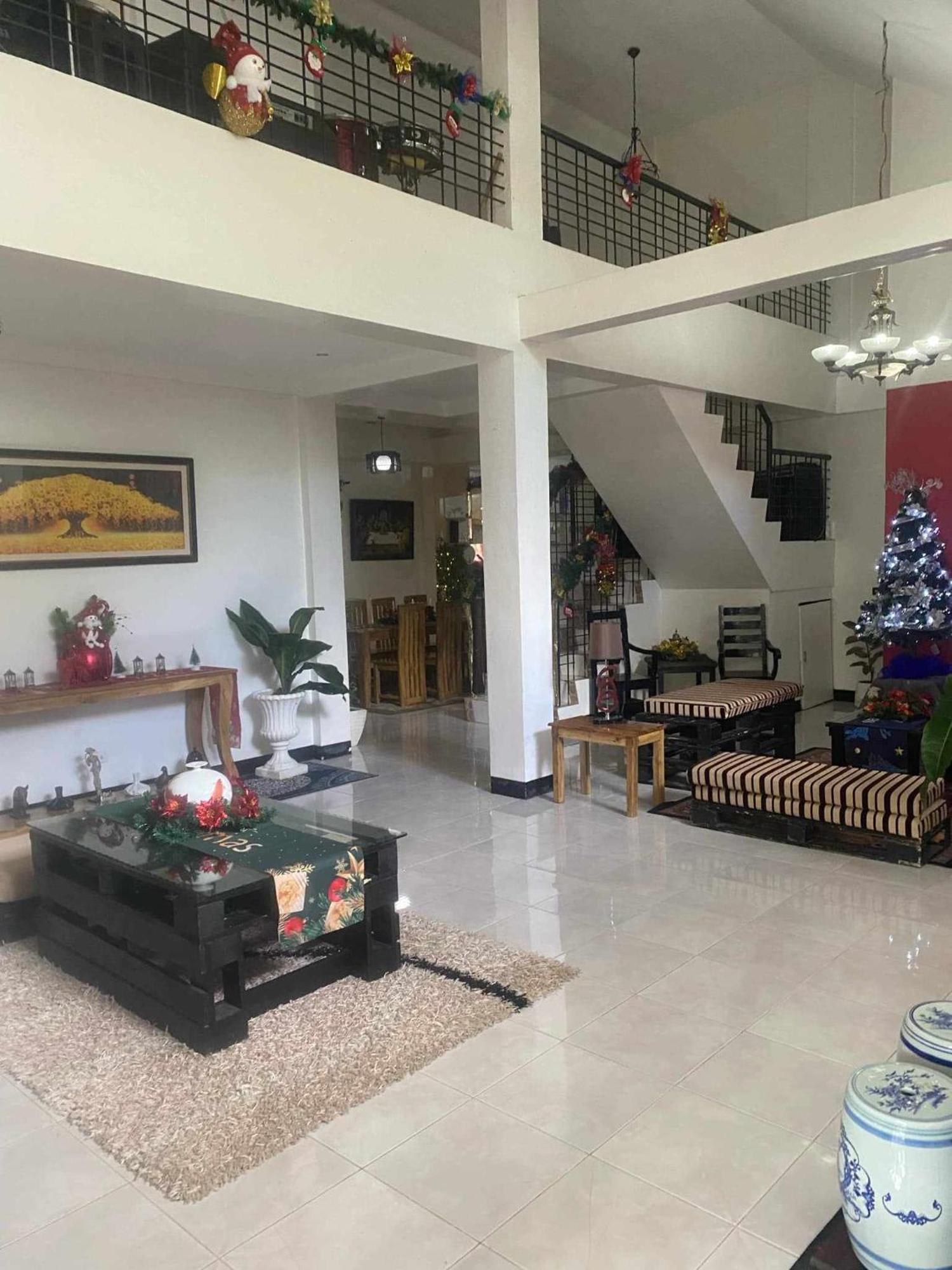 Andresas Homestay Лобок Экстерьер фото