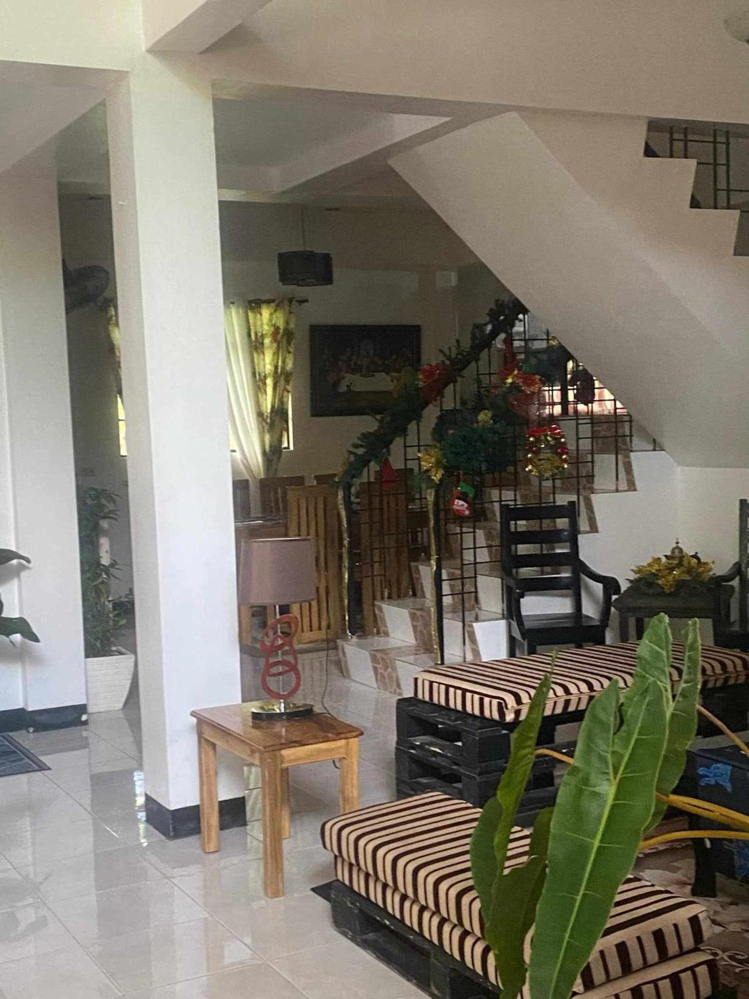 Andresas Homestay Лобок Экстерьер фото